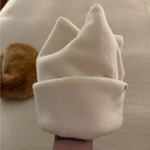 4 point fleece beanie